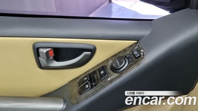 Hyundai Starex 2015 — photo 16