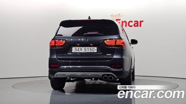 Kia Sorento 2018 — photo 4