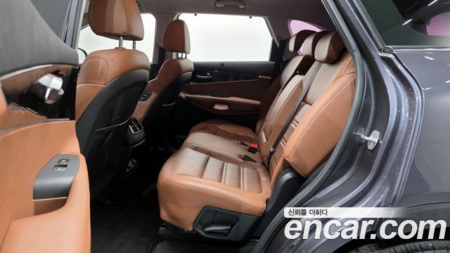 Kia Sorento 2018 — photo 18