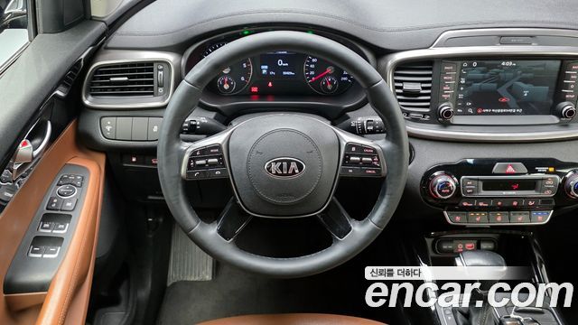 Kia Sorento 2018 — photo 19