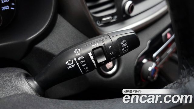Kia Sorento 2018 — photo 25