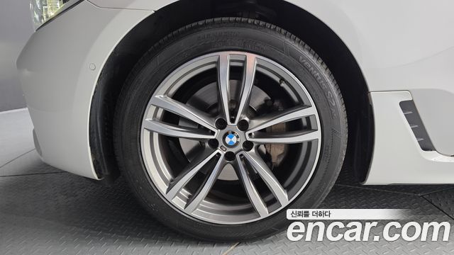 BMW Gran Turismo 2020 — photo 5