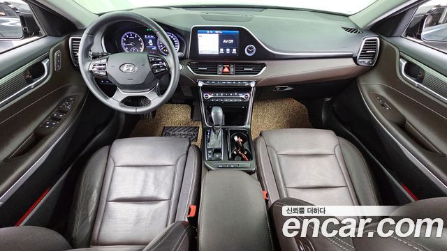 Hyundai Grandeur 2018 — photo 10