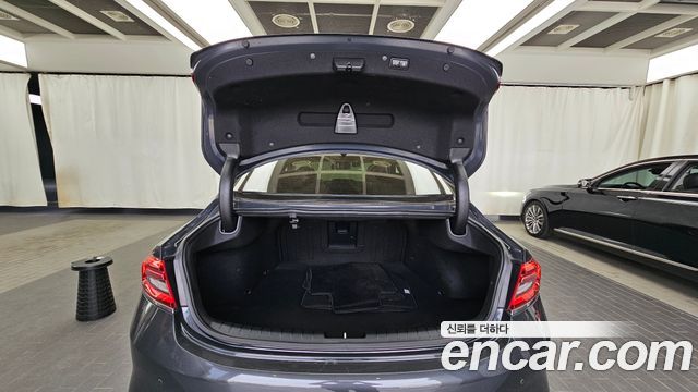 Hyundai Grandeur 2018 — photo 26