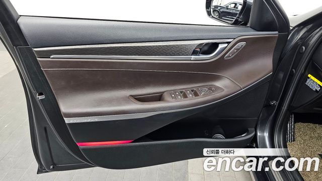 Hyundai Grandeur 2018 — photo 14