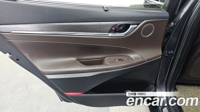 Hyundai Grandeur 2018 — photo 15