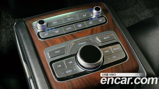 Kia K9 2019 — photo 20