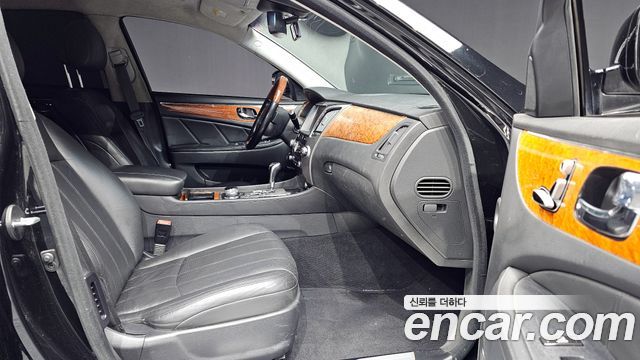 Hyundai Equus 2010 — photo 17