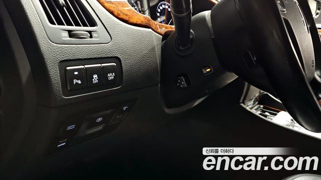 Hyundai Equus 2010 — photo 19