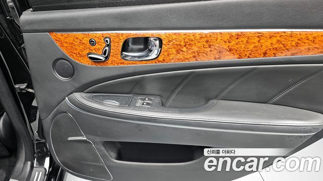 Hyundai Equus 2010 — photo 15