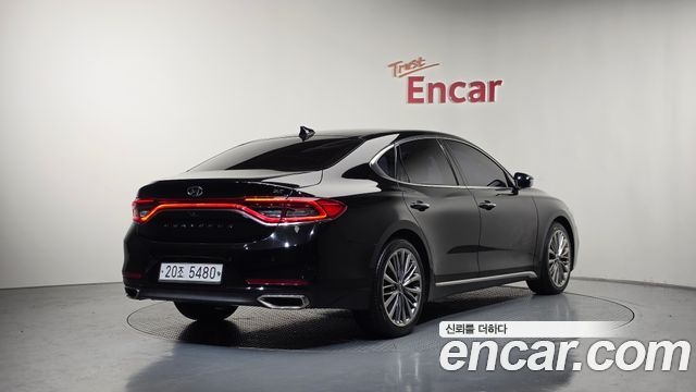 Hyundai Grandeur 2017 — photo 2
