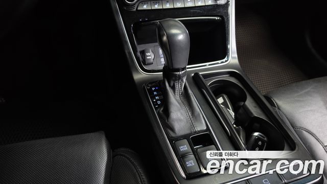 Hyundai Grandeur 2017 — photo 12
