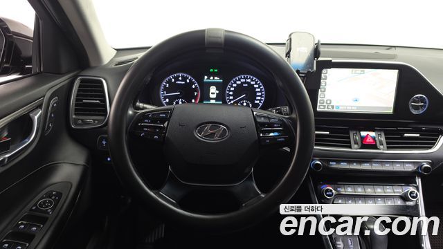 Hyundai Grandeur 2017 — photo 19