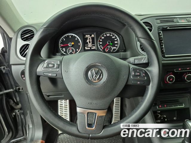 Volkswagen Tiguan 2014 — photo 10