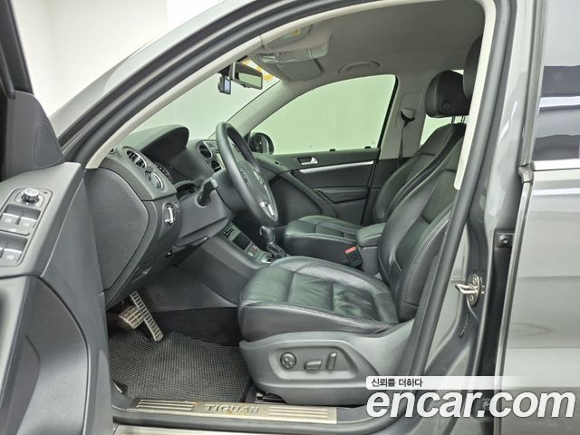 Volkswagen Tiguan 2014 — photo 11