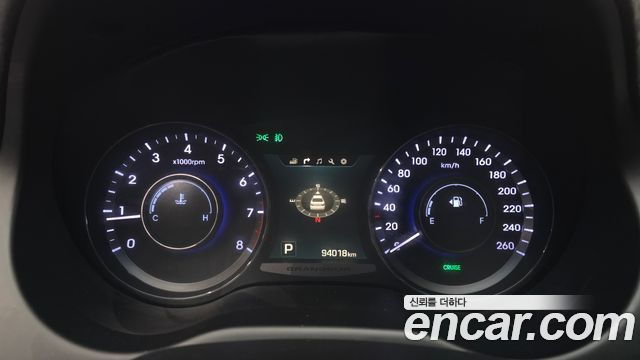 Hyundai Grandeur 2015 — photo 8