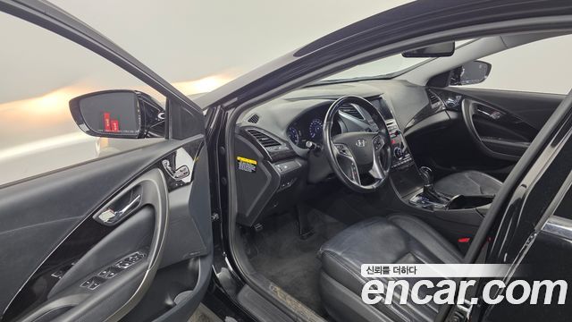 Hyundai Grandeur 2015 — photo 10