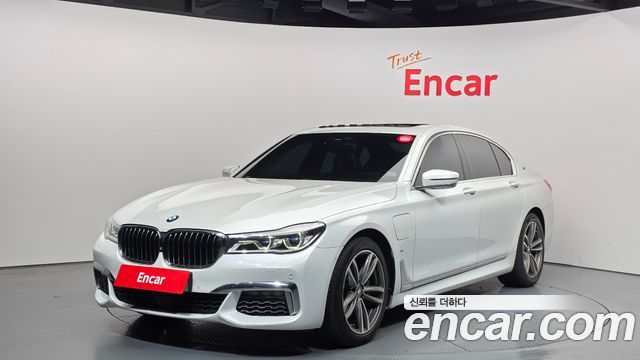 BMW 7-Series 2019 — photo 1