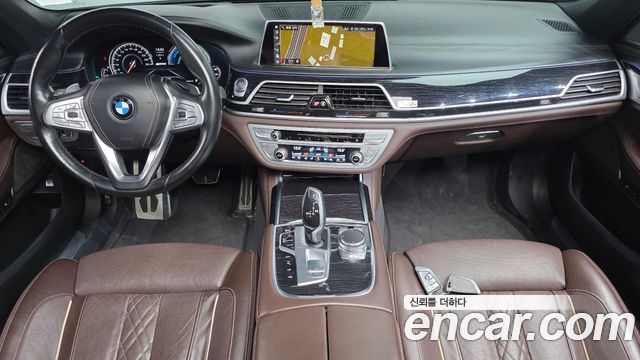 BMW 7-Series 2019 — photo 7