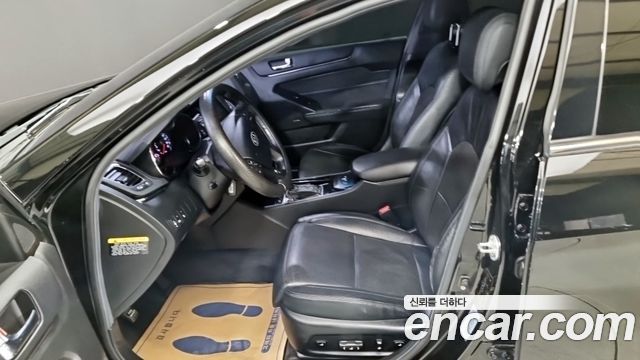 Kia K7 2011 — photo 10