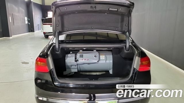 Kia K7 2011 — photo 12