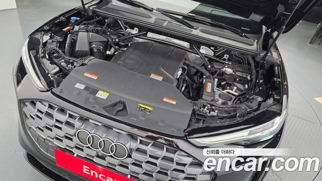 Audi Q5 2025 — photo 6