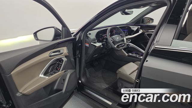 Audi Q5 2025 — photo 10