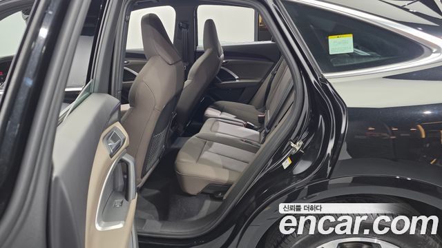 Audi Q5 2025 — photo 11