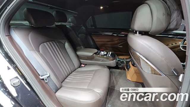 Genesis G90 2021 — photo 24