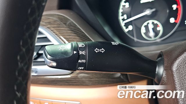 Genesis G90 2021 — photo 32