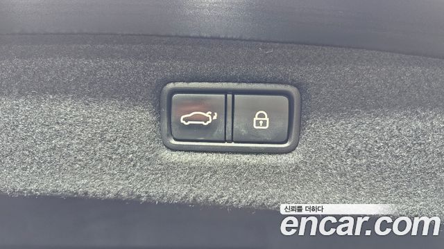 Genesis G90 2021 — photo 38