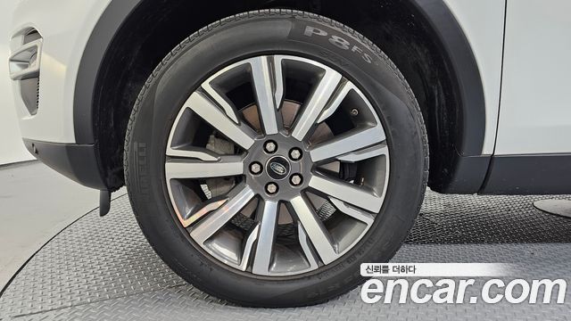 Land Rover Discovery Sport 2018 — photo 5