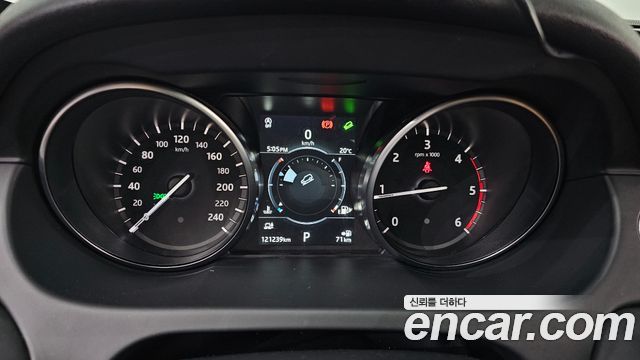 Land Rover Discovery Sport 2018 — photo 11
