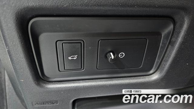 Land Rover Discovery Sport 2018 — photo 22