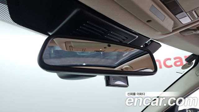 Land Rover Discovery Sport 2018 — photo 26