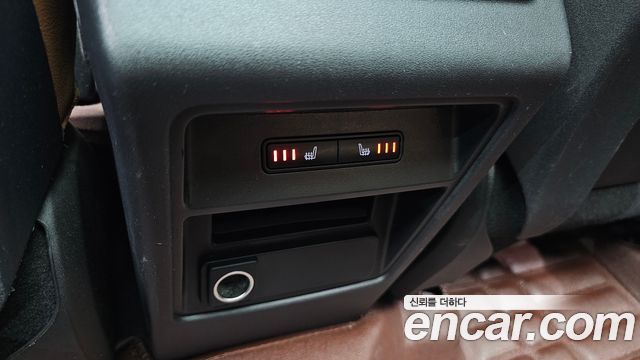 Land Rover Discovery Sport 2018 — photo 29
