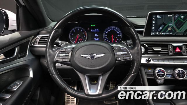 Genesis G70 2018 — photo 13