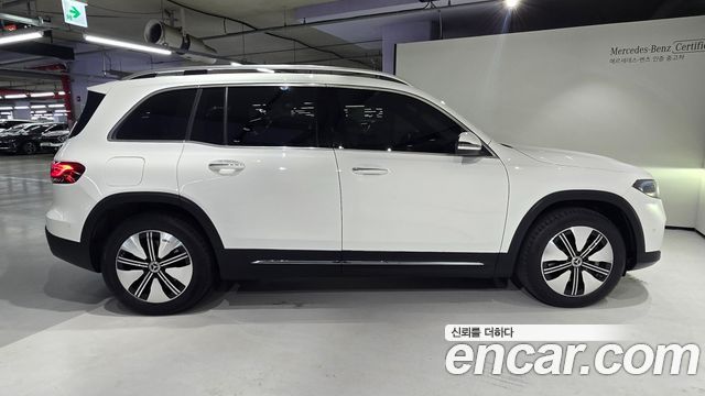 Mercedes-Benz EQB 2024 — photo 9