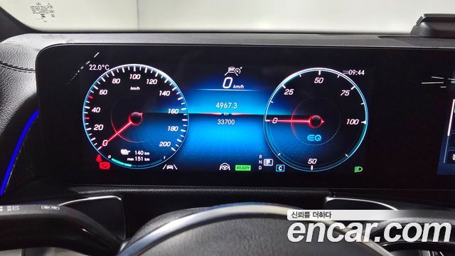 Mercedes-Benz EQB 2024 — photo 16