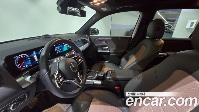 Mercedes-Benz EQB 2024 — photo 19