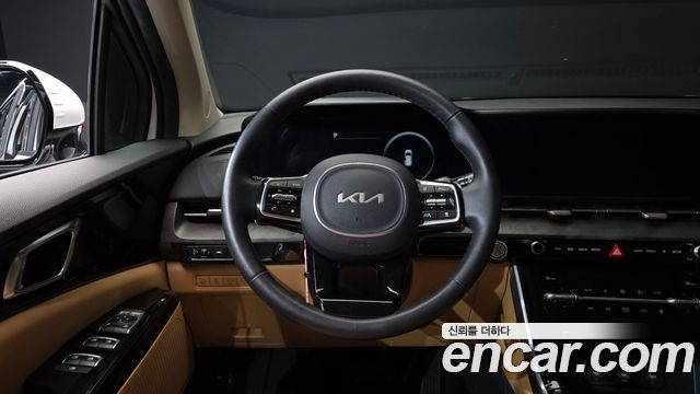 Kia Canival 2023 — photo 13