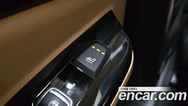 Kia Canival 2023 — photo 18