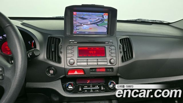Kia Sportage 2011 — photo 22