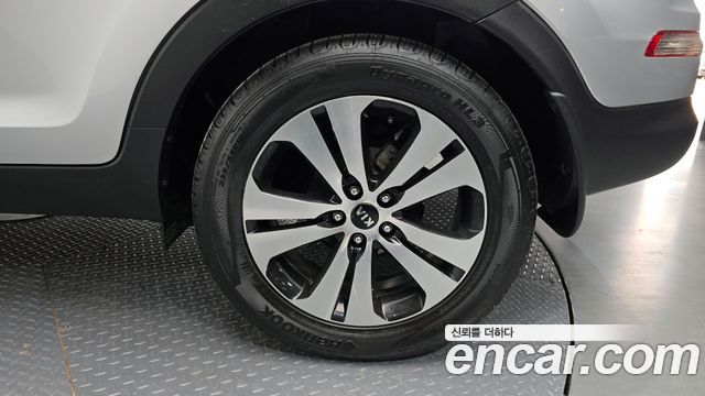 Kia Sportage 2011 — photo 28
