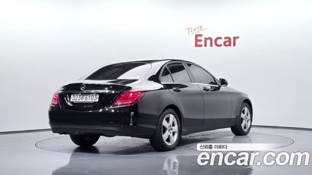 Mercedes-Benz C-Class 2017 — photo 1