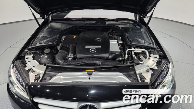 Mercedes-Benz C-Class 2017 — photo 5