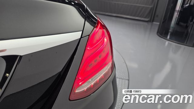 Mercedes-Benz C-Class 2017 — photo 8
