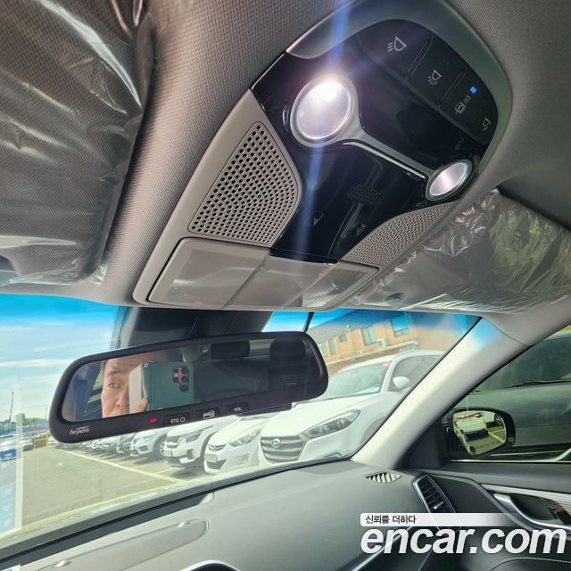 Hyundai Grandeur 2018 — photo 10