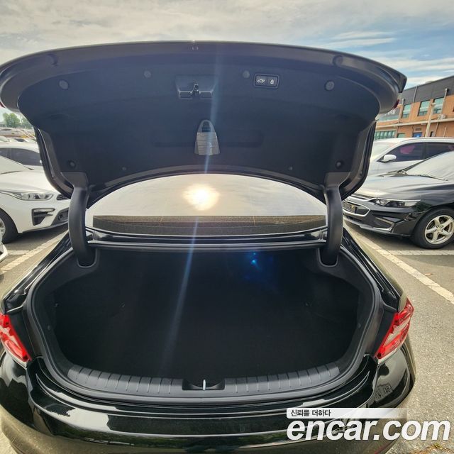 Hyundai Grandeur 2018 — photo 14