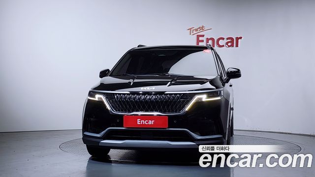 Kia Canival 2022 — photo 3